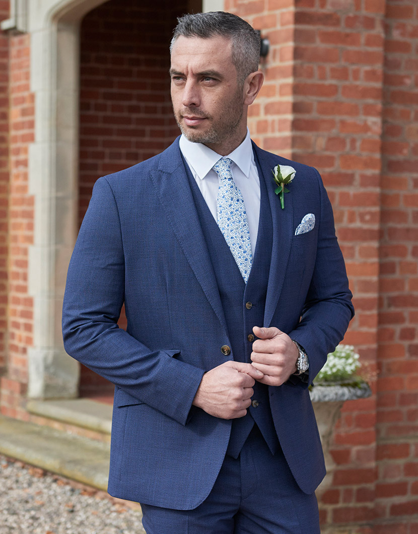 Hadley 1 Peter Posh Hadley suit